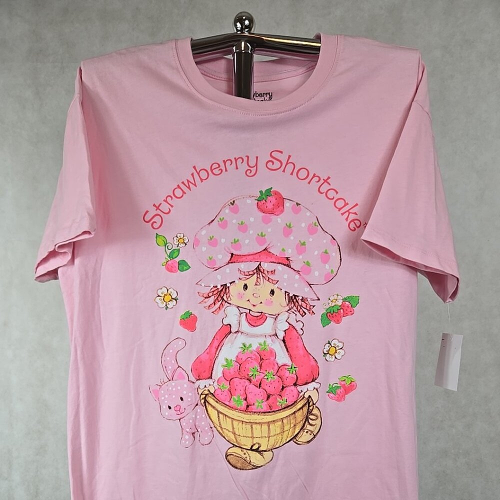 Strawberry‎ Shortcake T-Shirt Size Small Pink Graphic Print Oversized Fit NEW